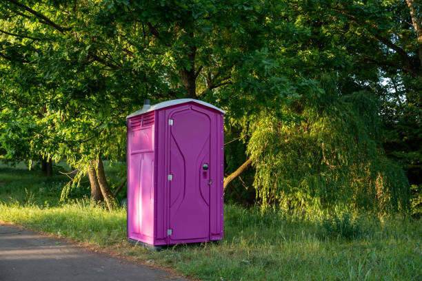 Portable Toilet Options We Offer in Baiting Hollow, NY